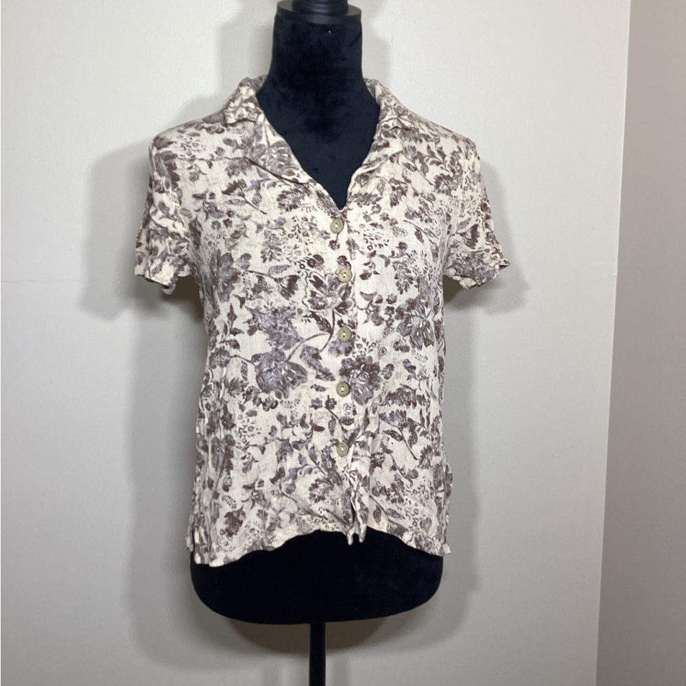 Mystree Floral Tan Blouse Size Medium